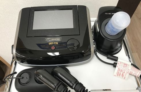 女性腰マッサージ